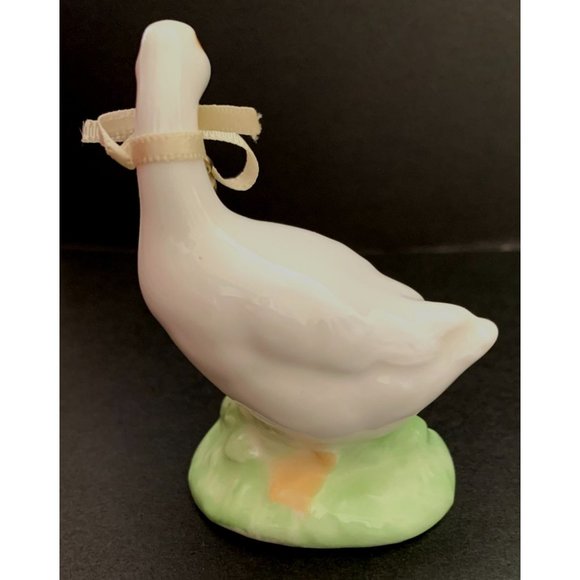 1980's Vintage Bone China Miniature Geese, Set of 4. - Picture 7 of 15